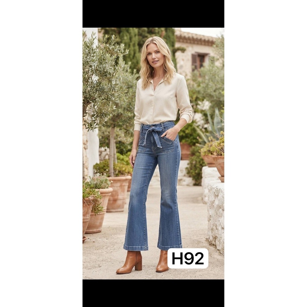 Forever 21 High Rise Tie Waist Flare Jeans Medium Wash Size 29 70s Boho